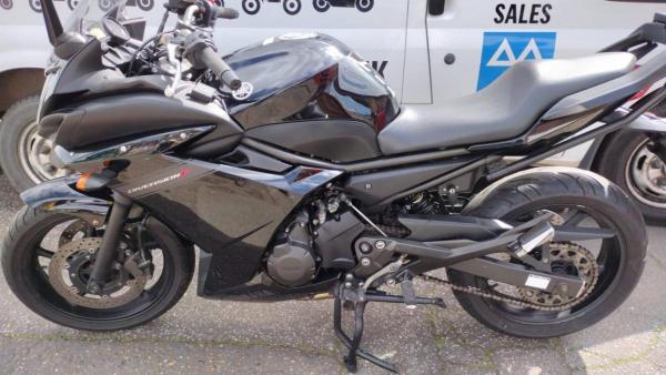 Yamaha XJ6 600