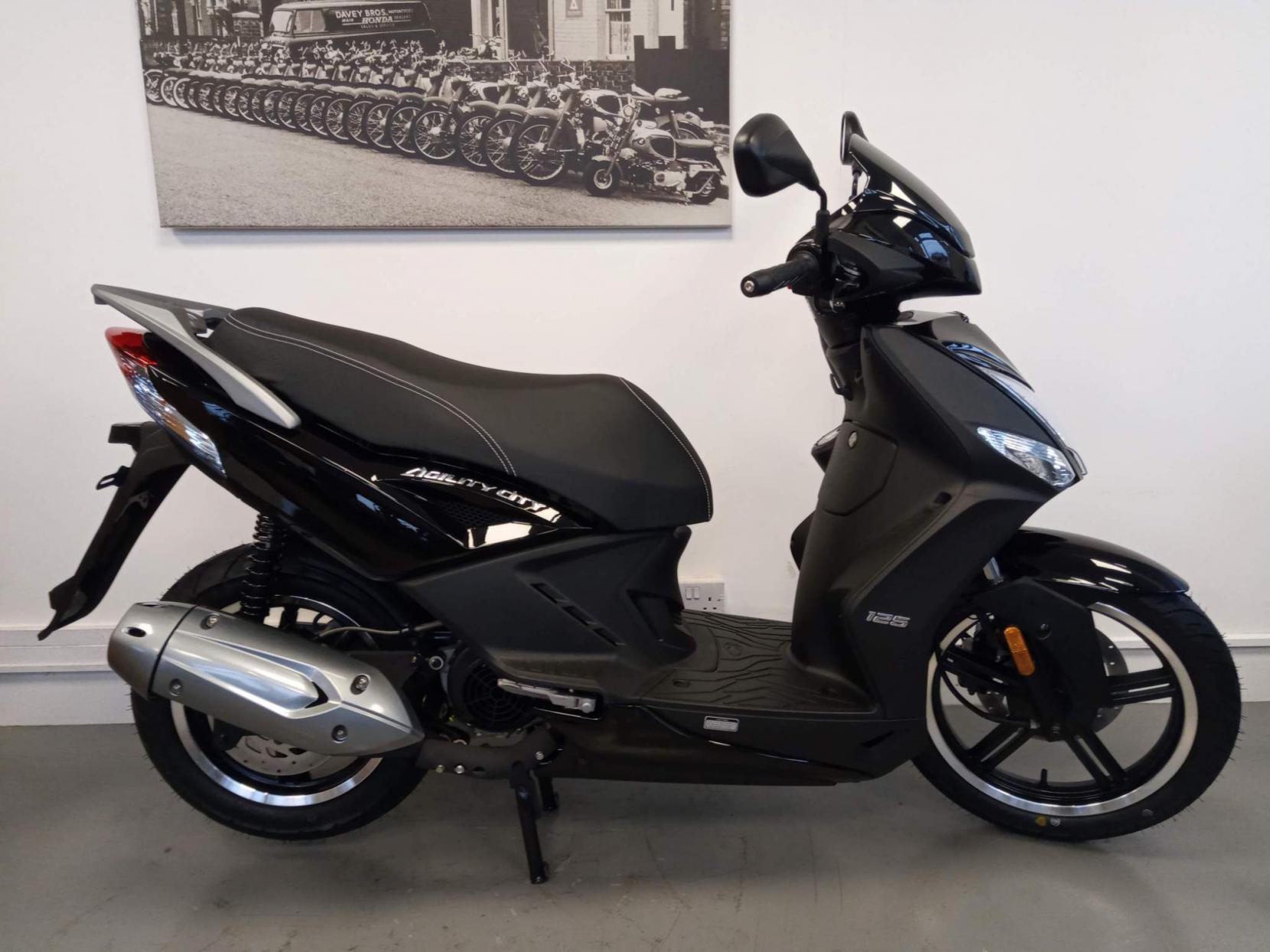 Kymco Agility 125 City +125i CBS Scooter (2006 - )