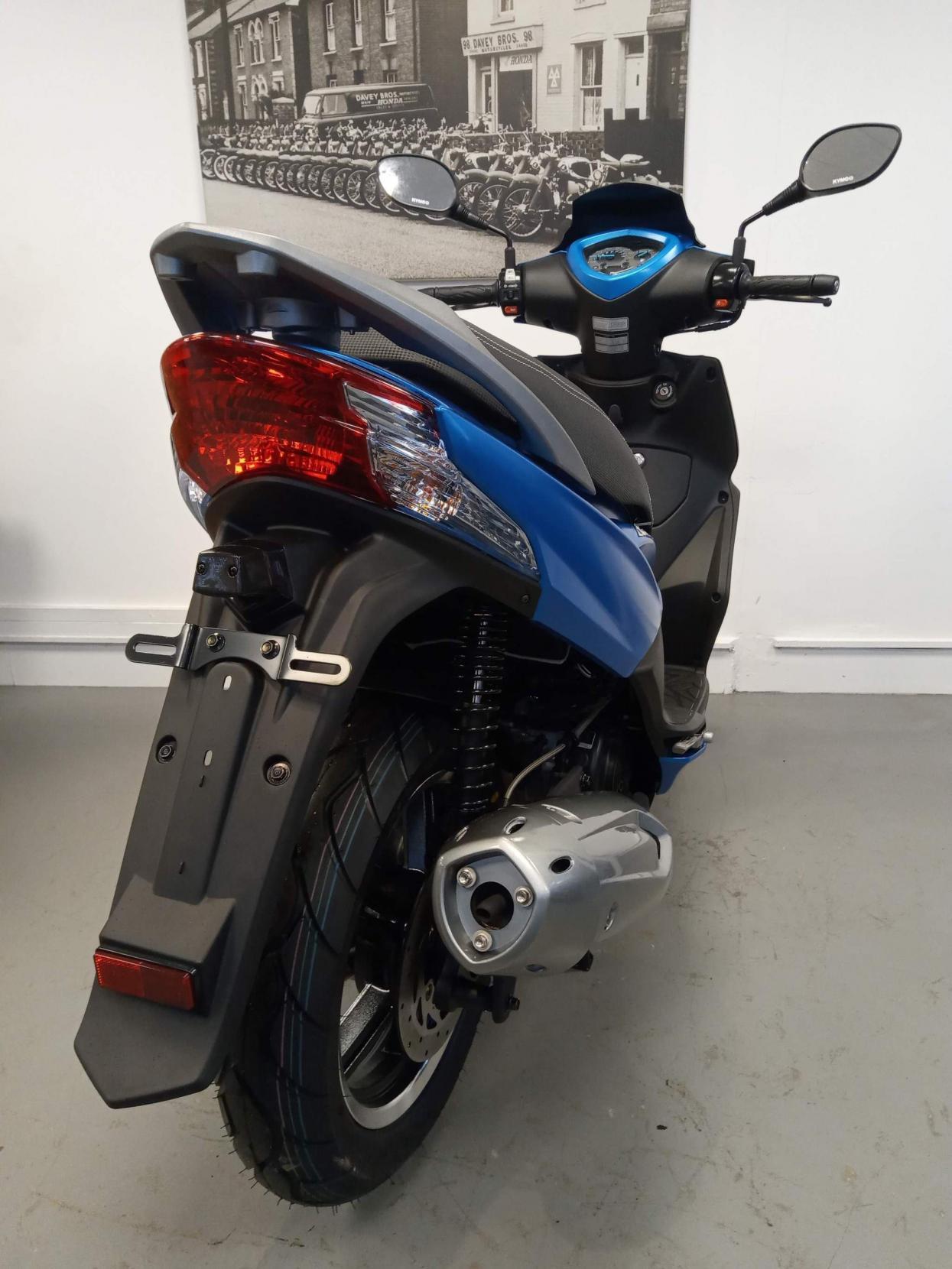 Kymco Agility 125 City +125i CBS Scooter (2006 - )