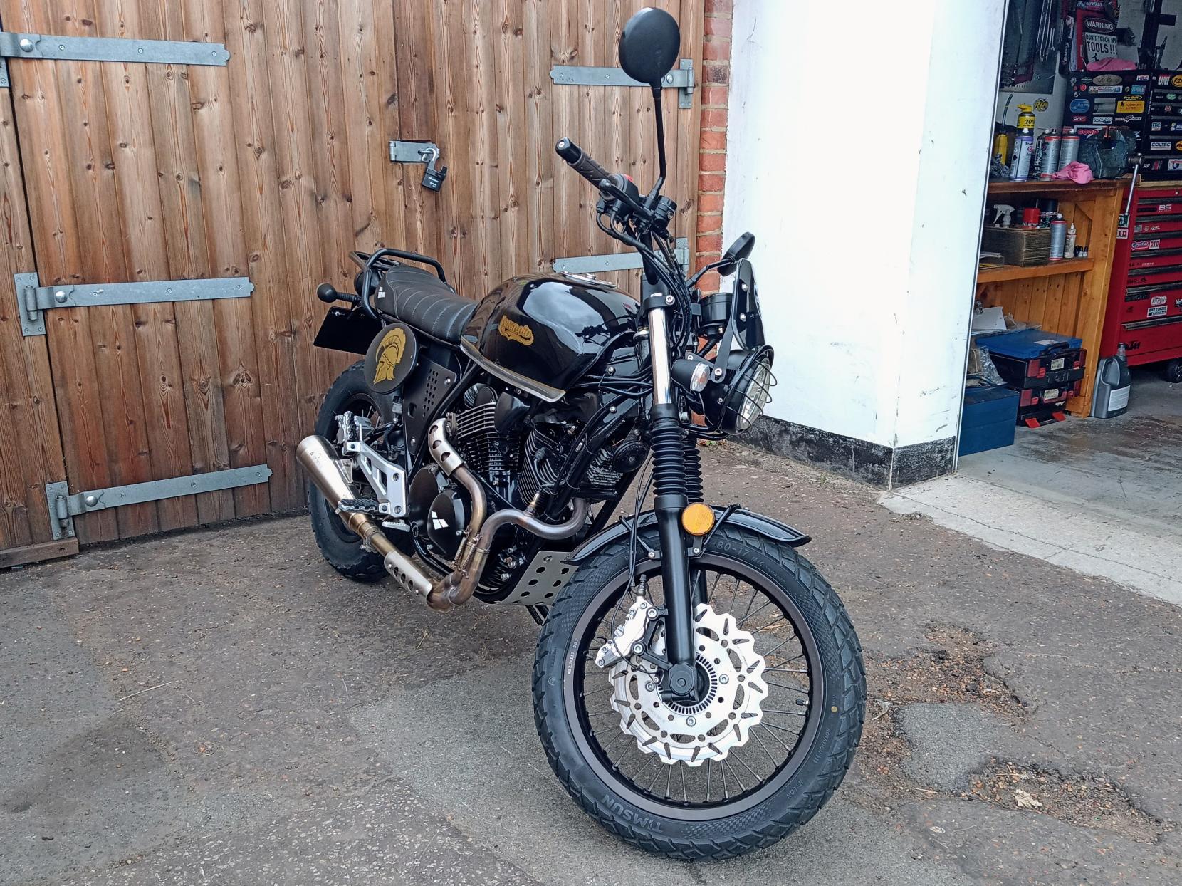 Lexmoto Vendetta 250 250 Roadster/Retro Petrol Manual Euro 4 (16 ps)