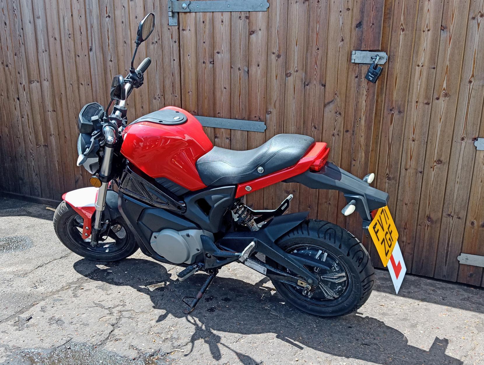 WK Bikes e-Colt Naked Electric Automatic