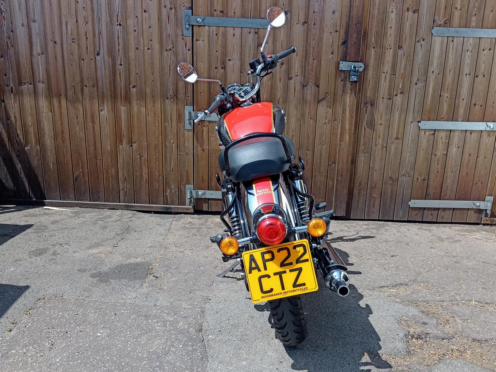 Royal Enfield Classic 350 350 Roadster/Retro Petrol Manual Euro 5 (20 ps)