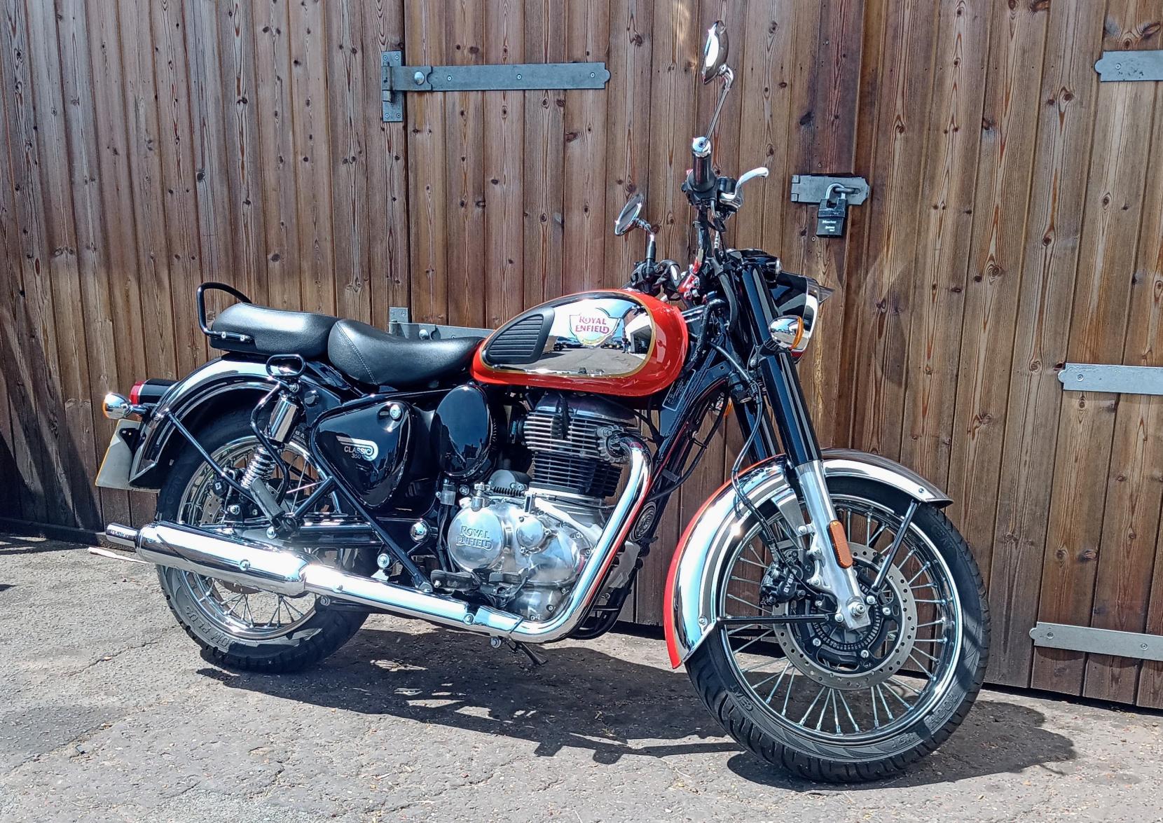 Royal Enfield Classic 350 350 Roadster/Retro Petrol Manual Euro 5 (20 ps)