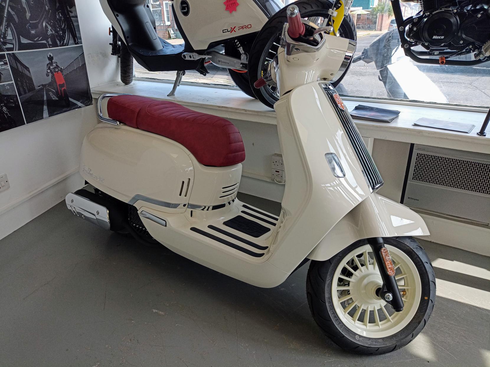 Royal Alloy GT2 125 125