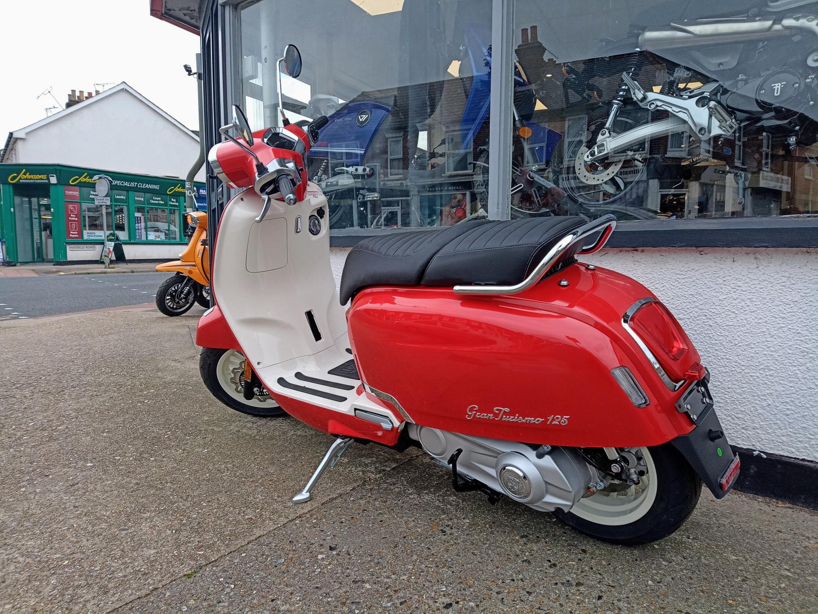 Royal Alloy GT2 125 125