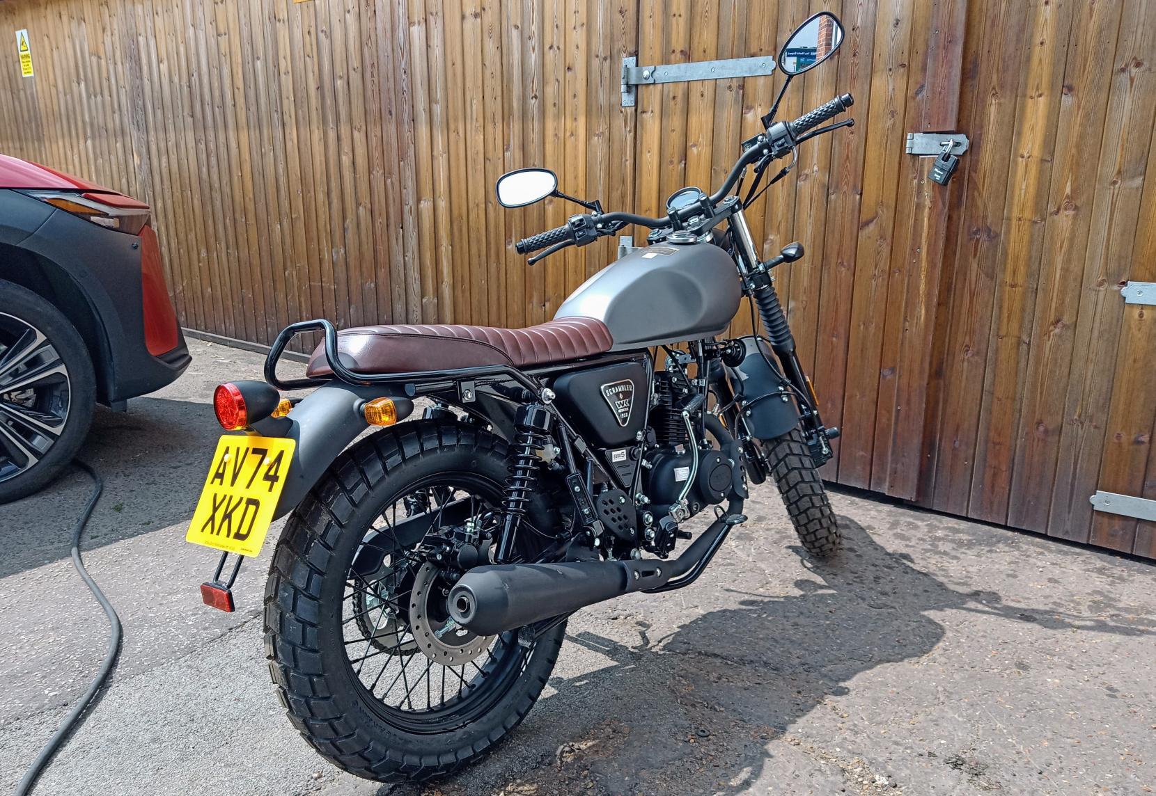 WK Bikes Scrambler 50 50 Roadster/Retro Petrol Manual Euro 5 (3 ps)
