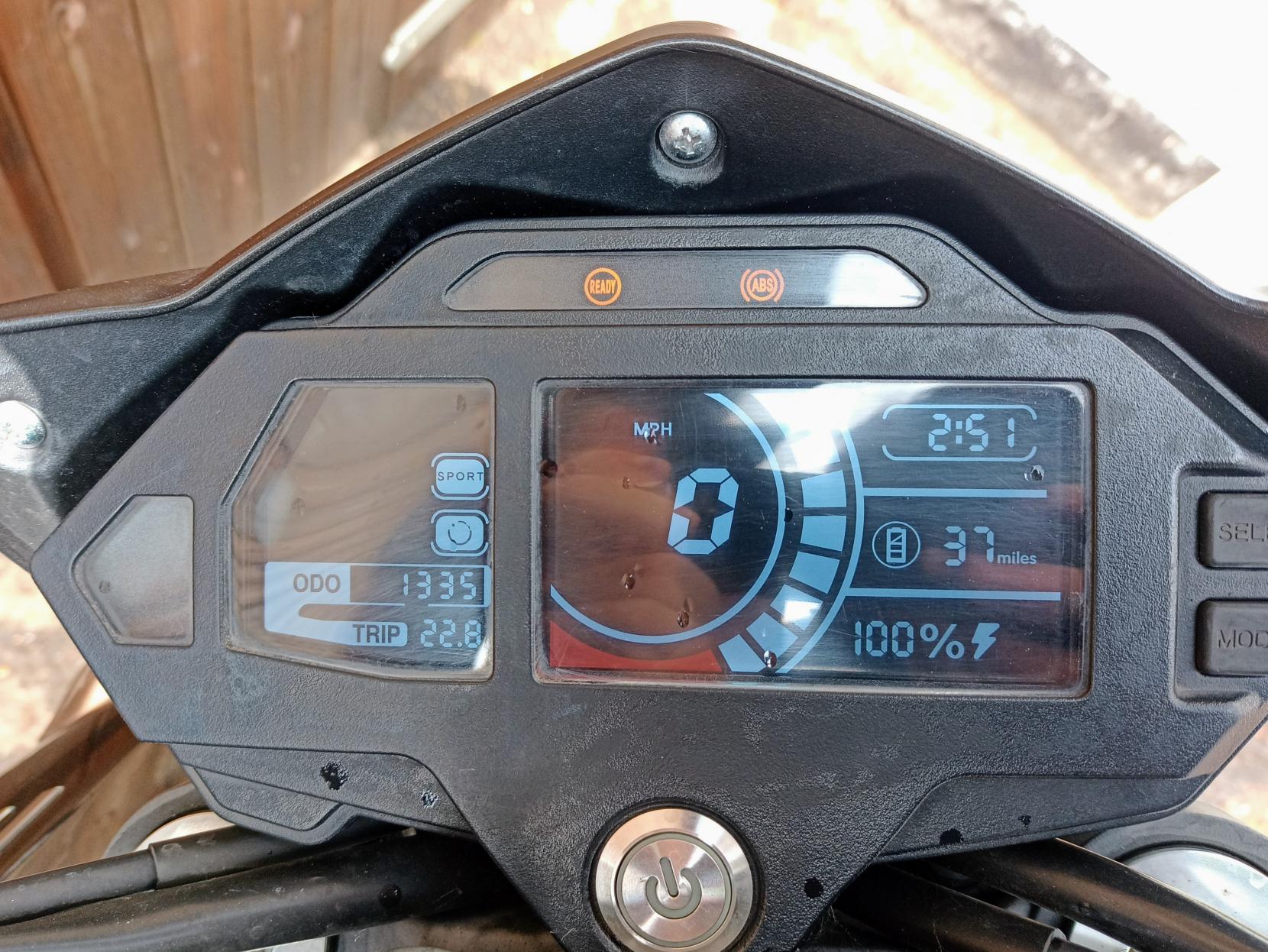 Voge ER10 6kW Naked Electric Automatic Euro 5 (8 ps)