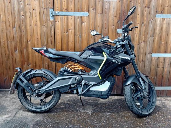 Voge ER10 6kW Naked Electric Automatic Euro 5 (8 ps)