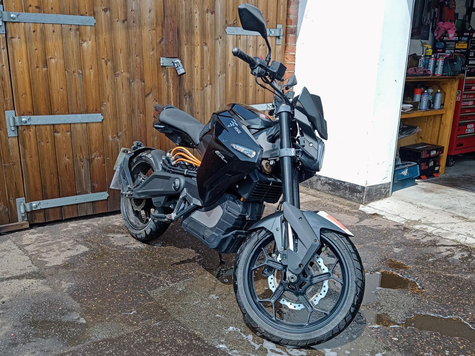 Voge ER10 6kW Naked Electric Automatic Euro 5 (8 ps)