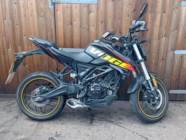 Voge R 125 125 Naked Petrol Manual Euro 5 (14 ps)