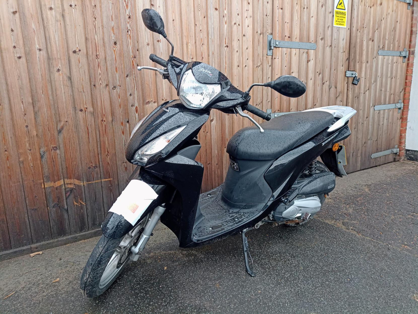 Honda Vision 110 110 Scooter Petrol CVT Euro 4 (10 ps)