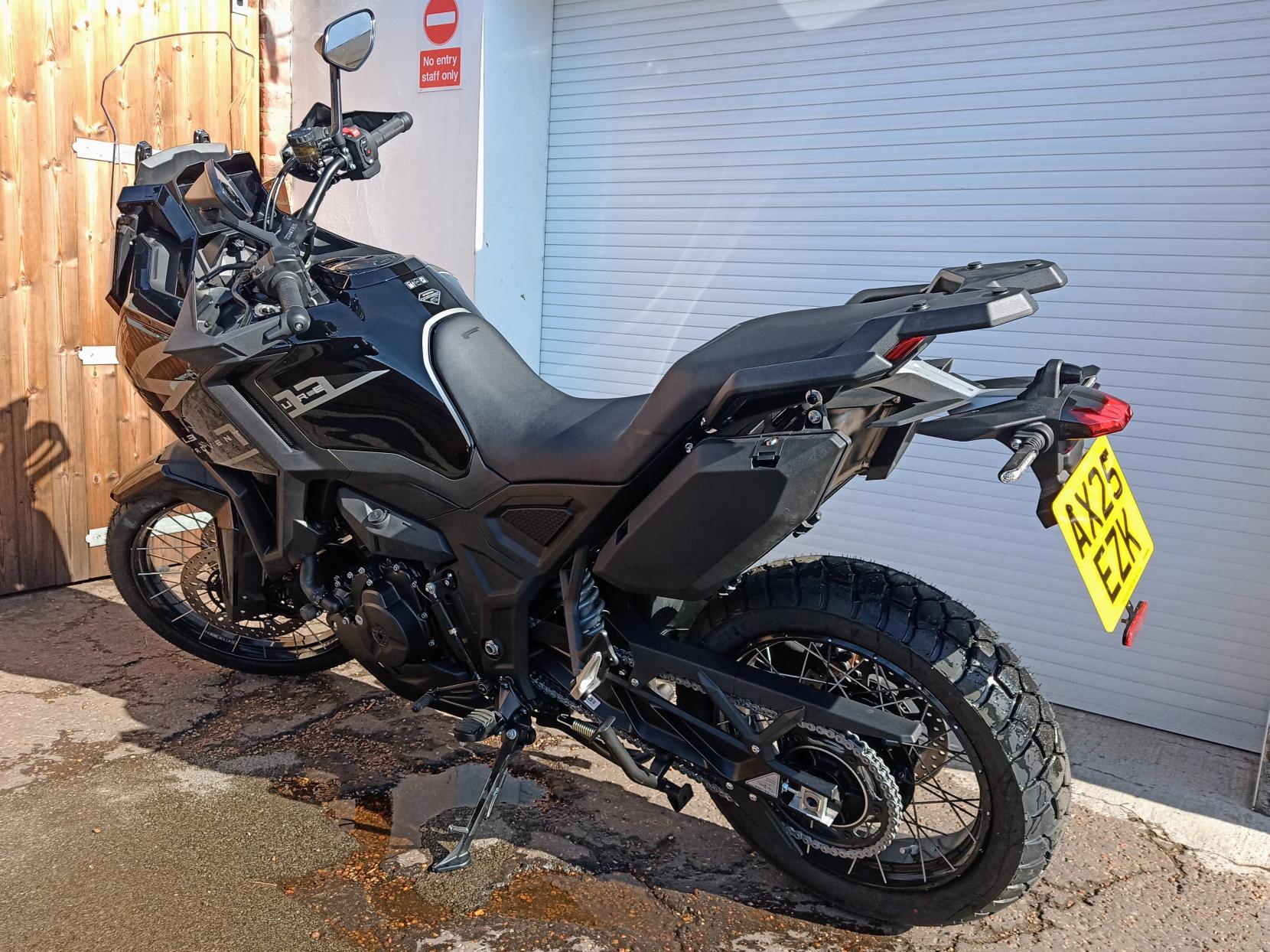 Zontes ZT703-F 703 Adventure Petrol Manual Euro 5 (95 ps)