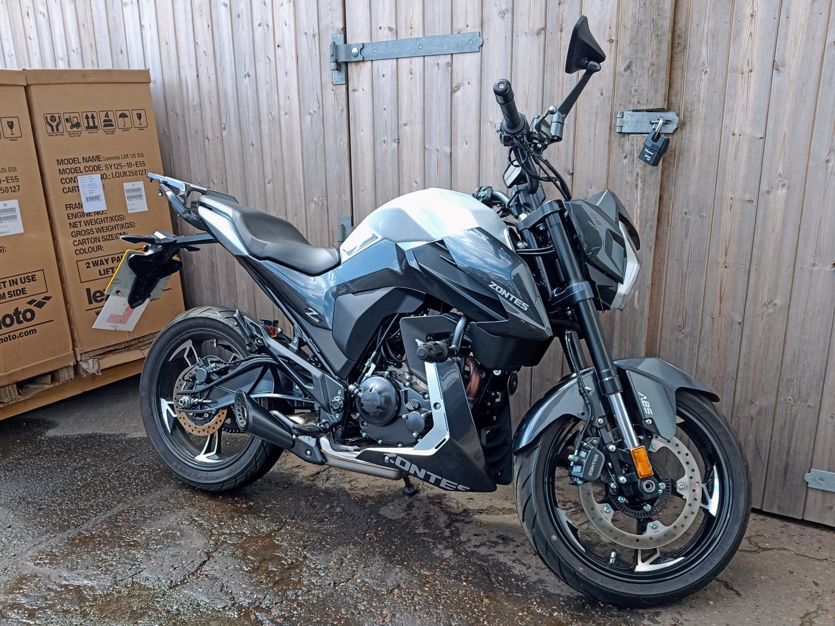 Zontes ZT125-Z2 125 Naked Petrol Manual Euro 5 (15 ps)