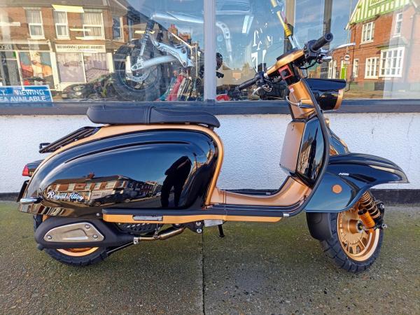 Royal Alloy JPS 125 125 Scooter (2025 - )