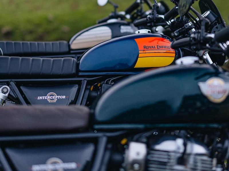 Royal Enfield Interceptor 650 Barcelona Blue