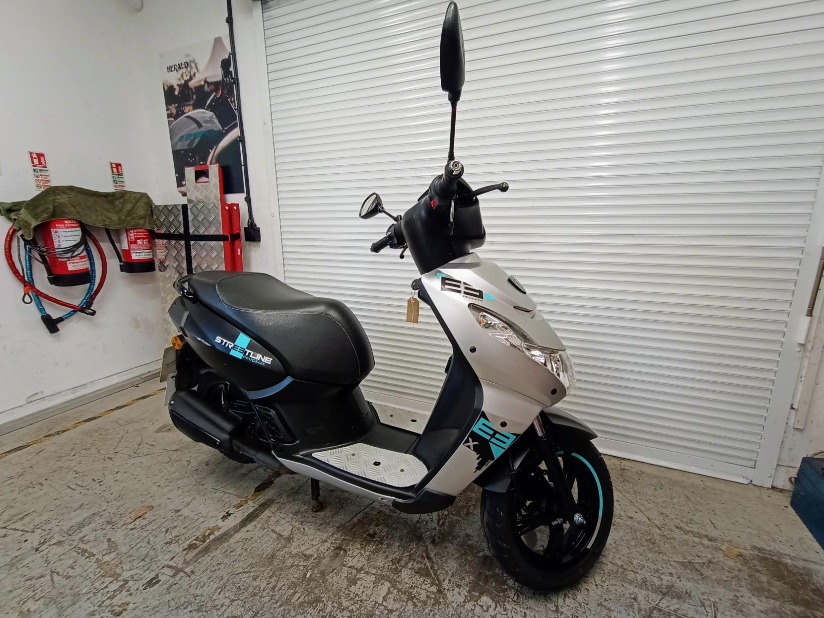 Peugeot Kisbee 50 50 Streetline Moped (2010 - )