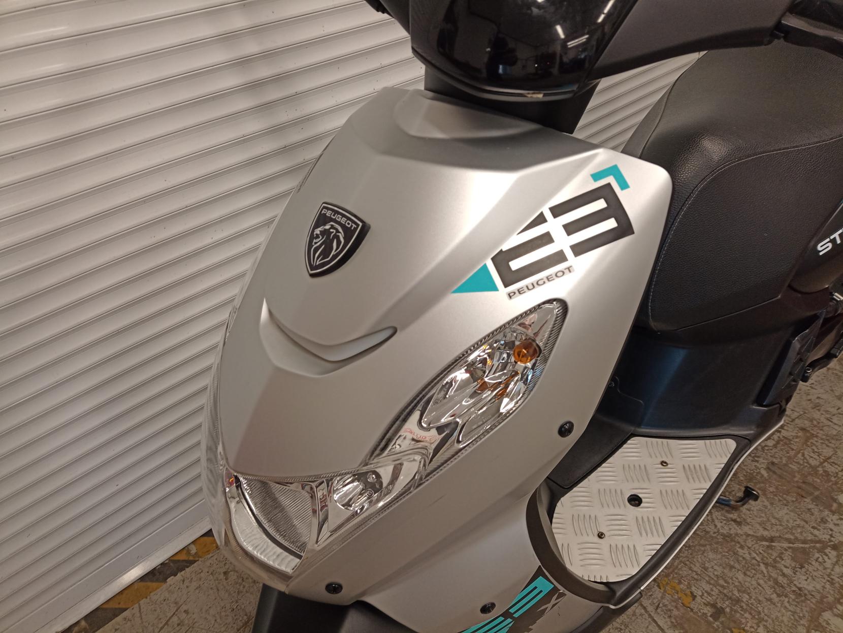 Peugeot Kisbee 50 50 Streetline Moped (2010 - )