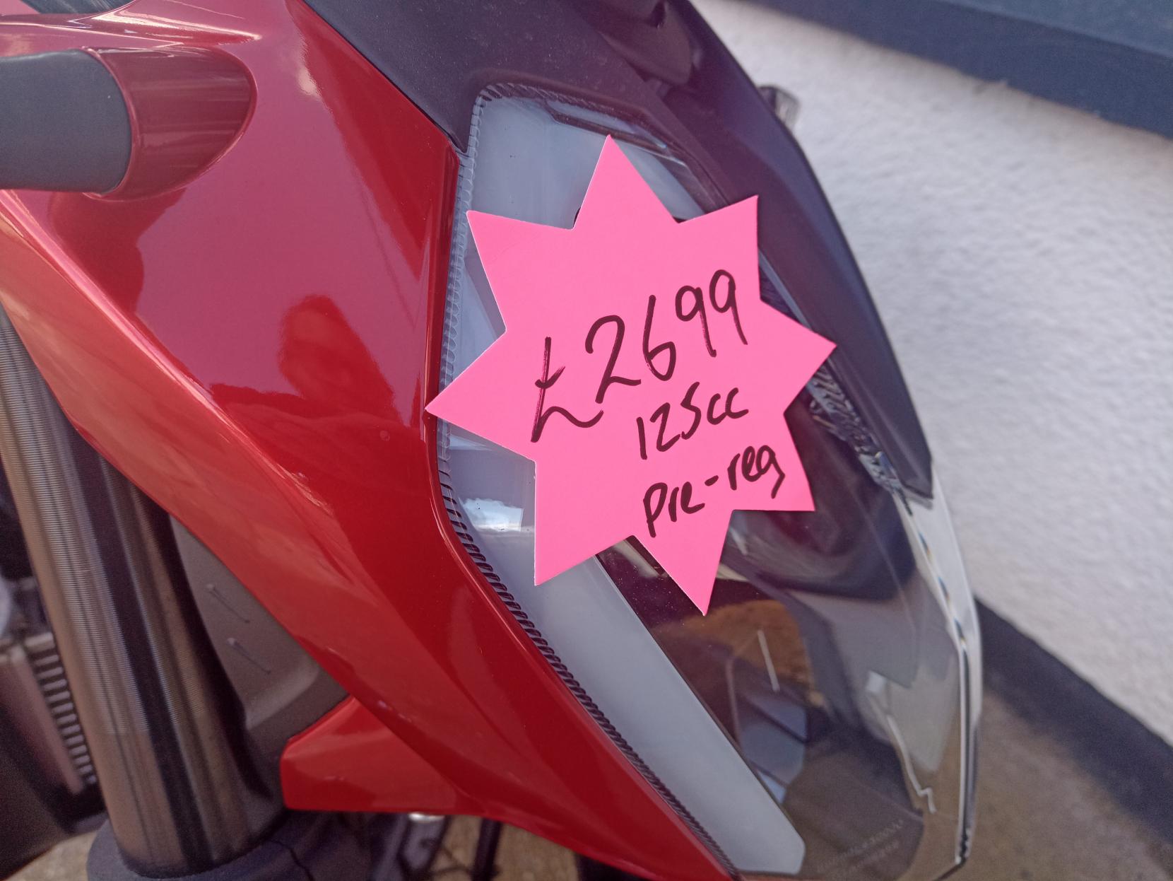 Keeway RKF 125 125 Naked Petrol Manual Euro 5 (12 ps)