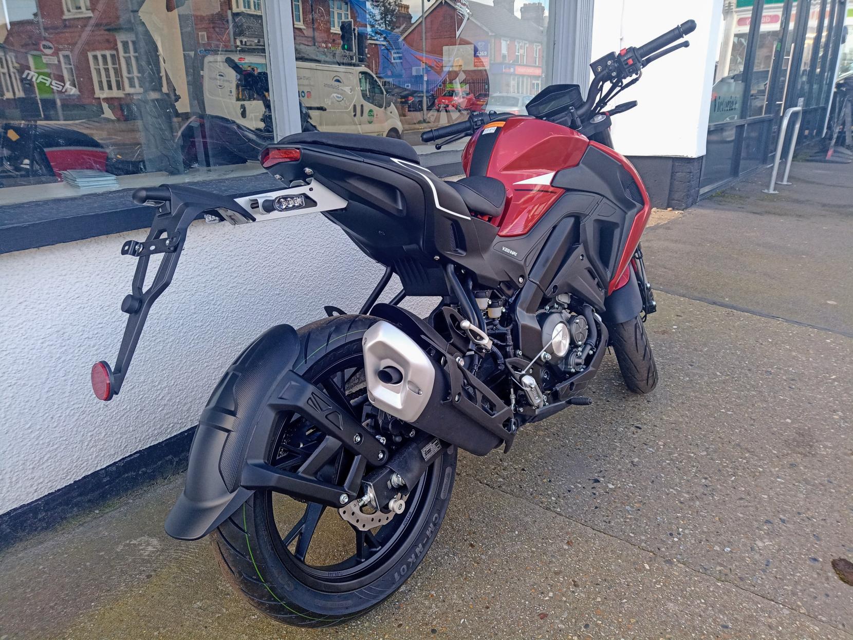 Keeway RKF 125 125 Naked Petrol Manual Euro 5 (12 ps)