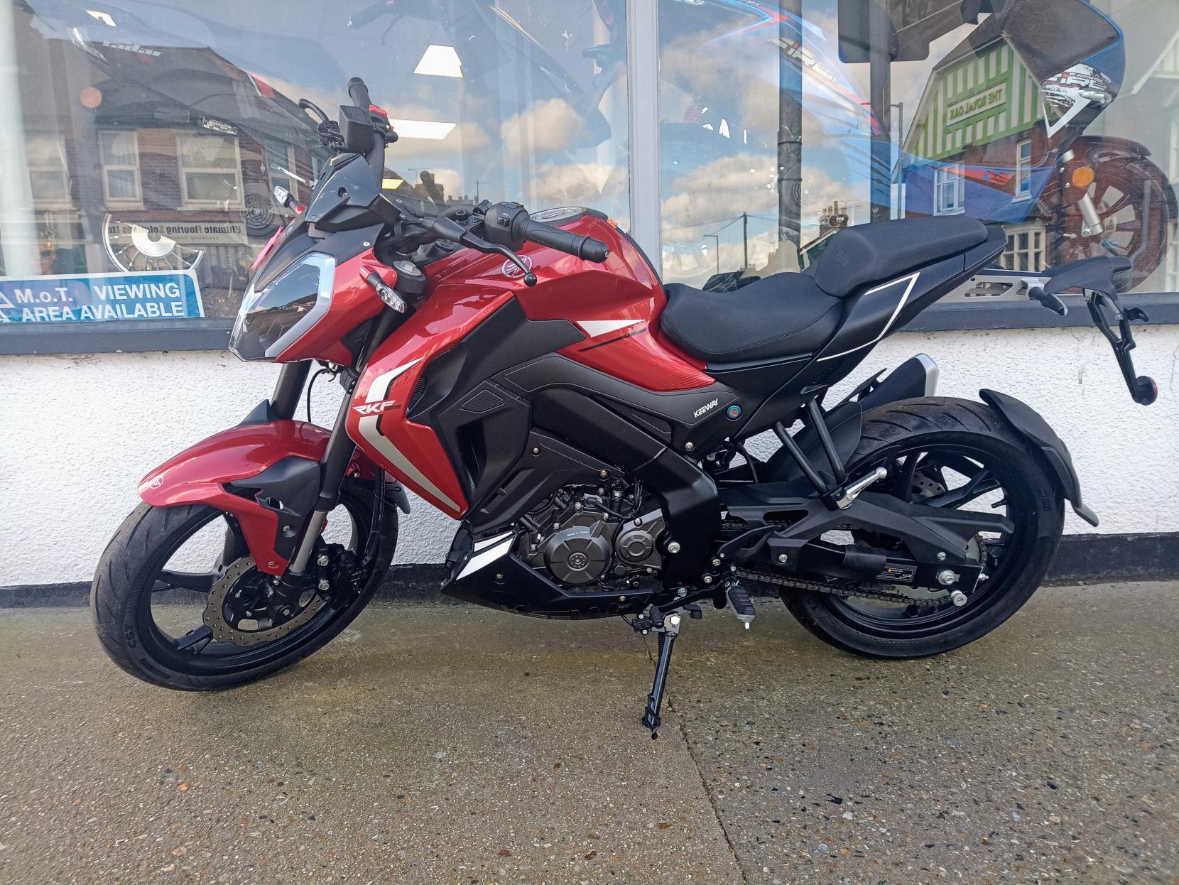 Keeway RKF 125 125 Naked Petrol Manual Euro 5 (12 ps)