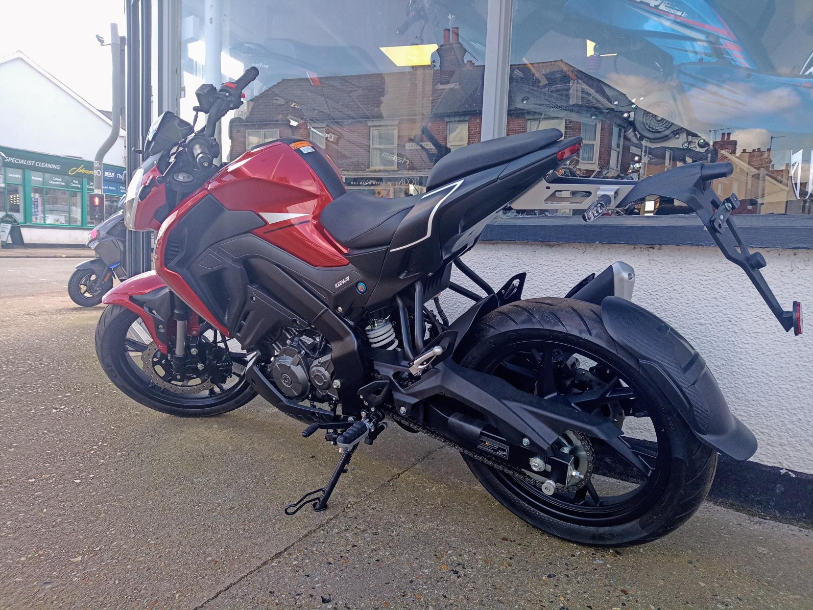 Keeway RKF 125 125 Naked Petrol Manual Euro 5 (12 ps)