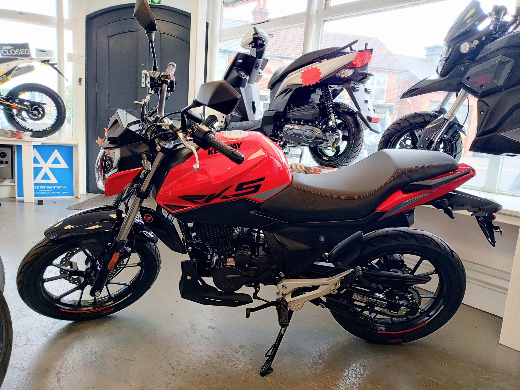 Keeway RKS 125 125 Naked (2012 - 2020)