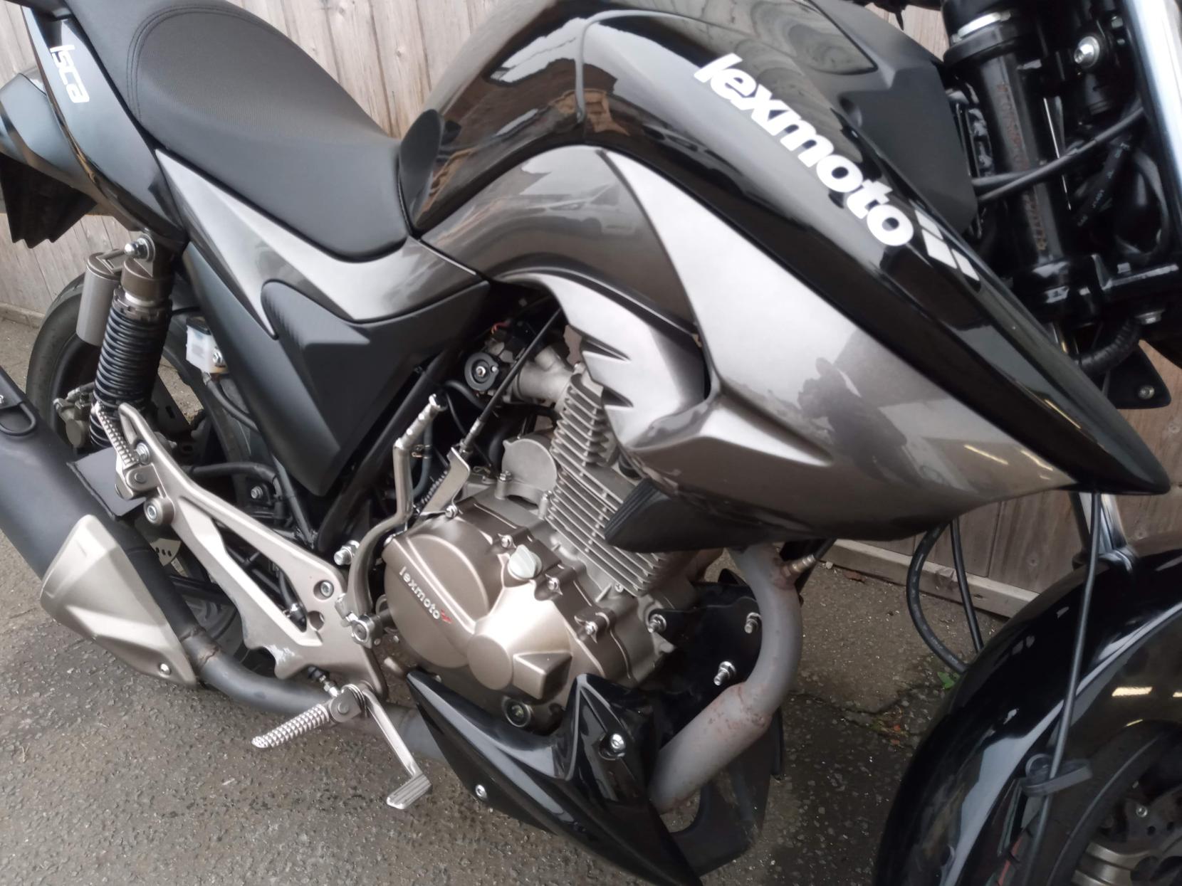 Lexmoto Isca 125 Naked (2018 - )