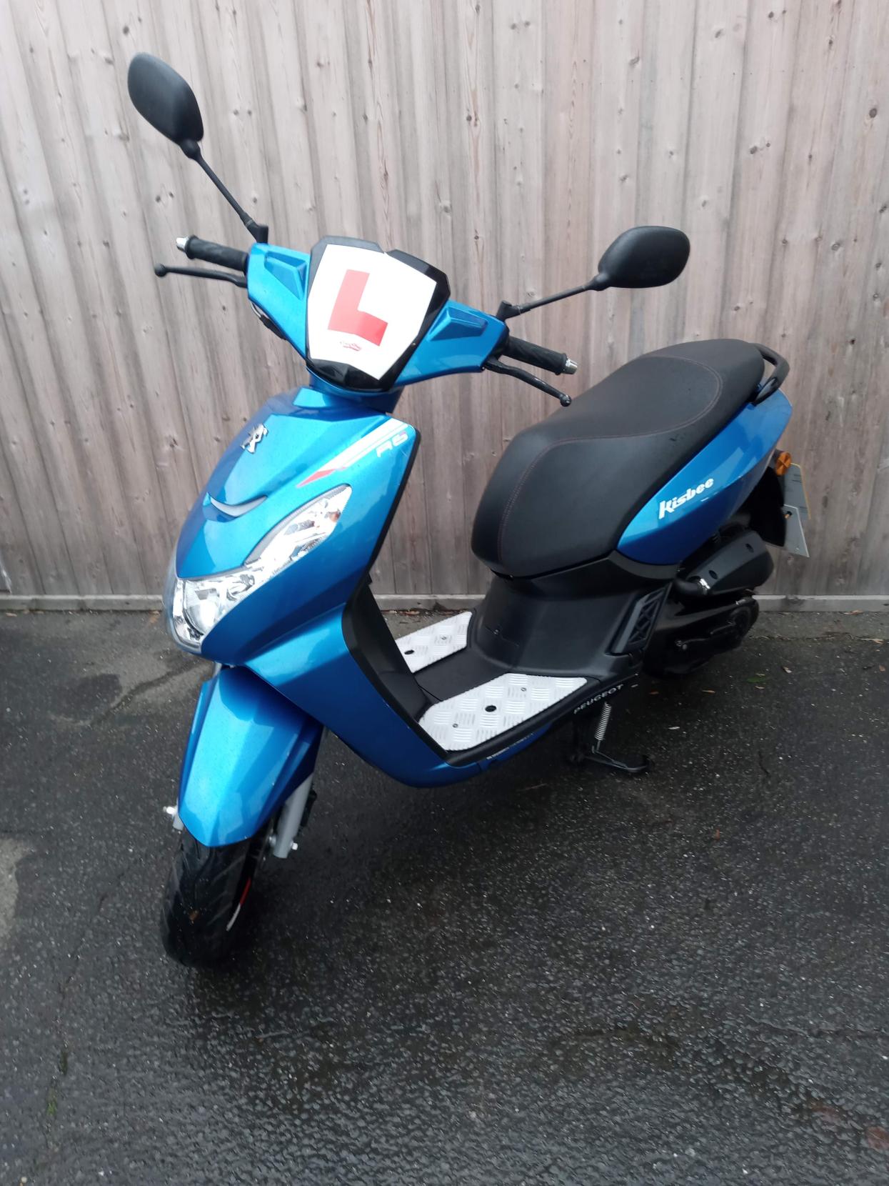 Peugeot Kisbee 50 50 RS Moped (2010 - ) - Peugeot - Bikes & Scooters -  Davey Brothers - Moped, Scooter, 125cc and Electric Specialists in Ipswich